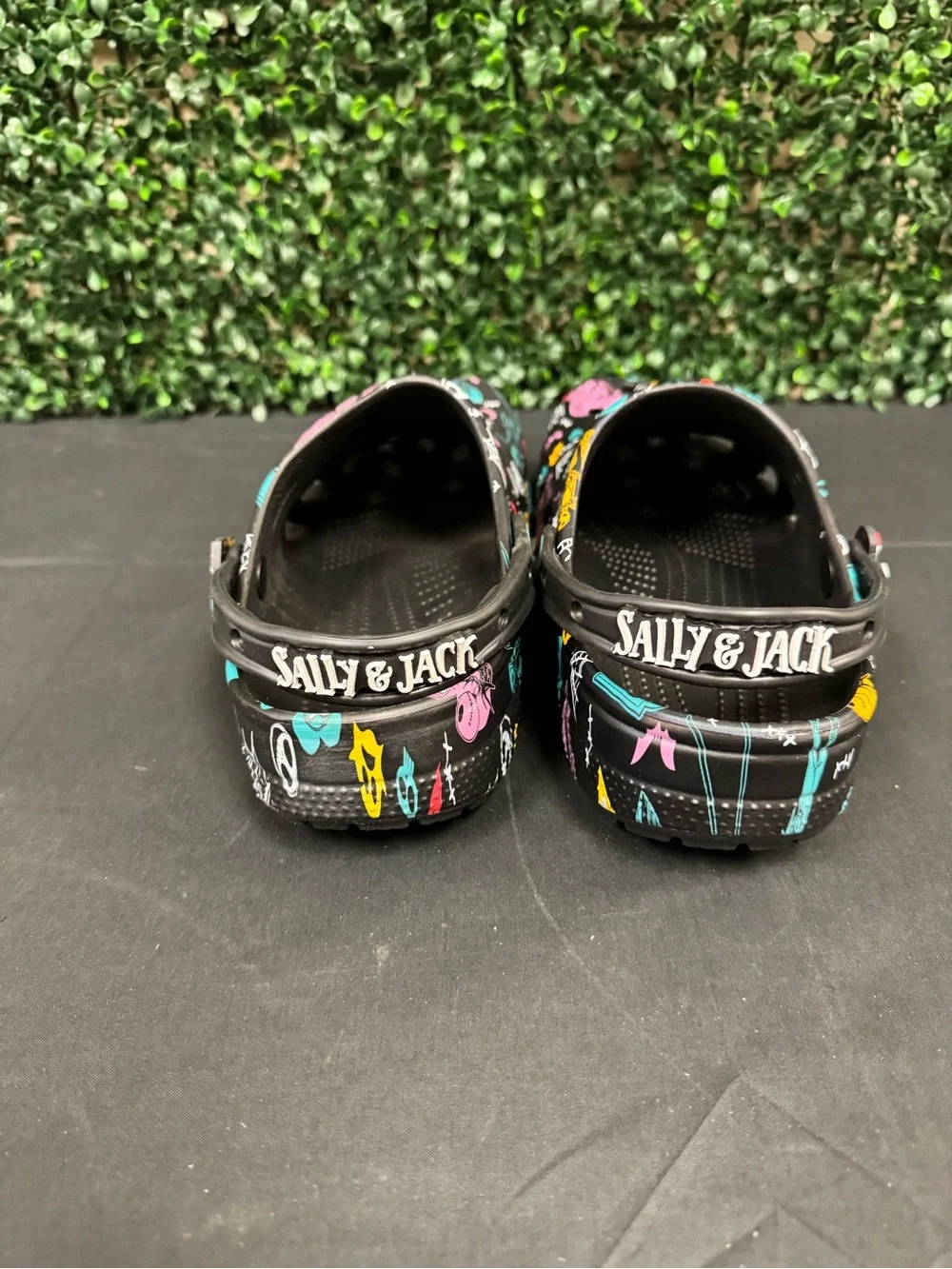 The Nightmare Before Christmas x Crocs Classic Clog - M11